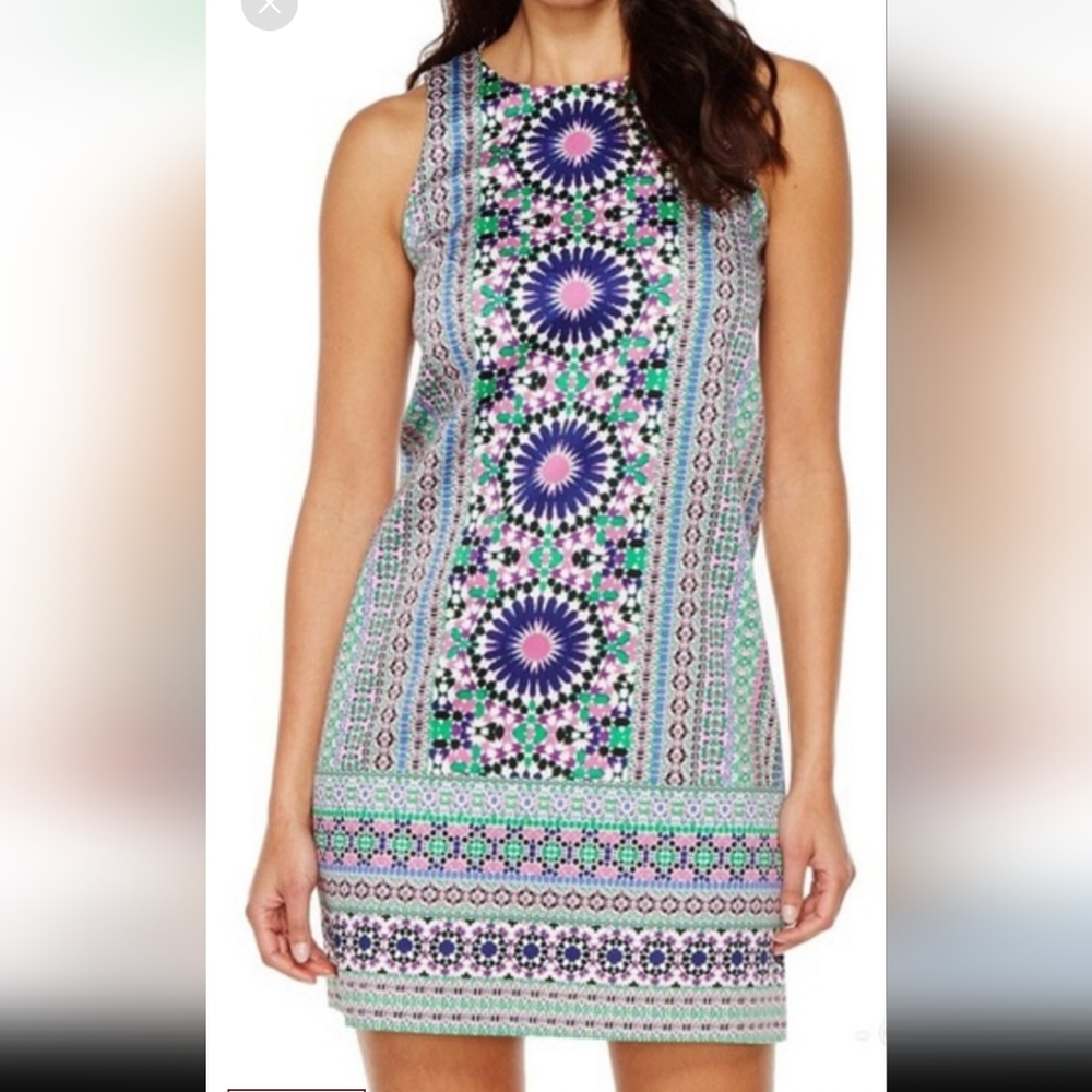 DR80 London Times Sleeveless Shift  Dress